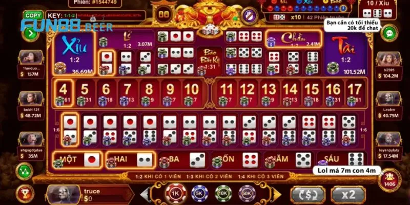 Mỗi ván đều có các Dealer trực tiếp điều phối ván chơi